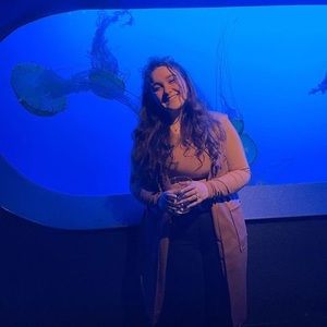 Meet your Posher, Madison